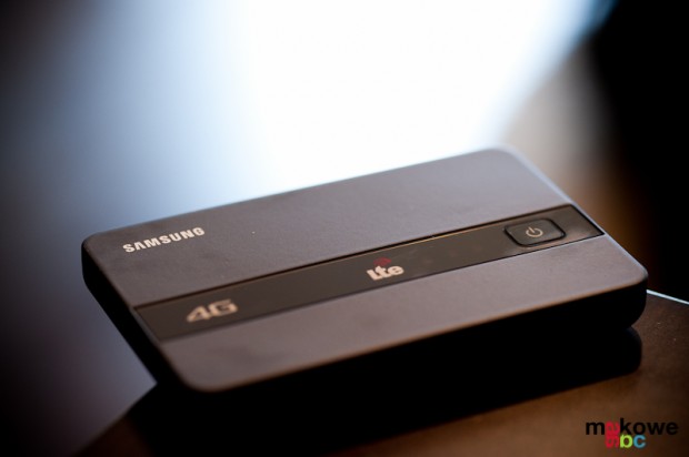 Samsung GT-B3800 LTE MiFi